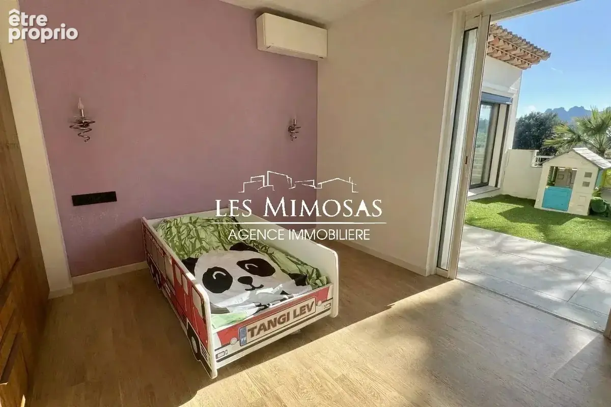 Villa contemporaine avec dépendances – vue sur le rocher de roquebrune - photo 20