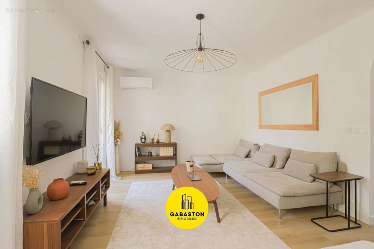 Appartement à MARSEILLE-9E