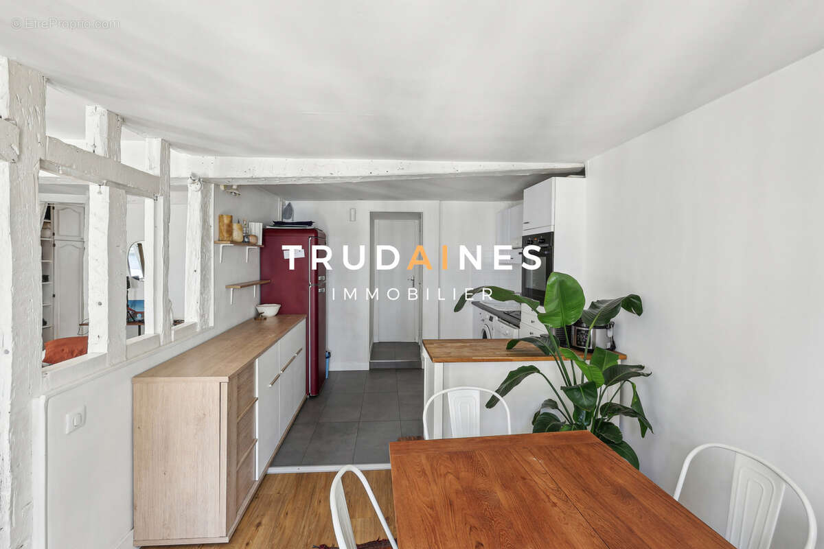 Appartement à PARIS-6E