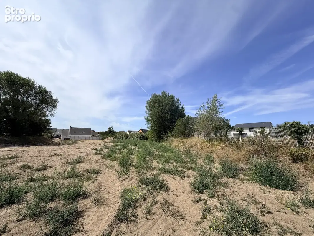 Terrain à SAINT-JEAN-DE-LA-RIVIERE