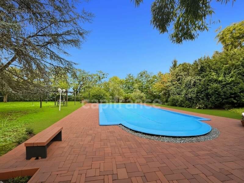 Maison à CHATELLERAULT