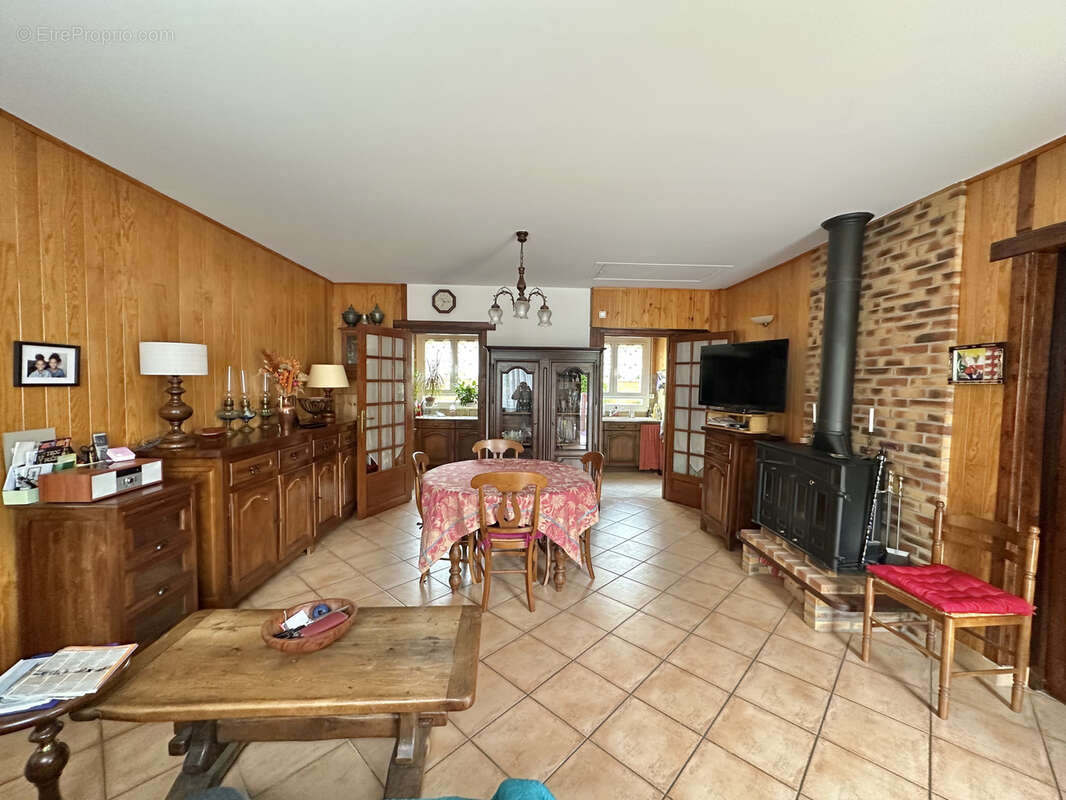 Maison à VAIRES-SUR-MARNE