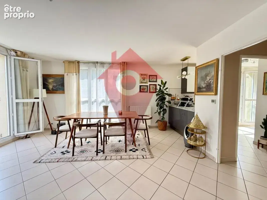 Maison familiale 4 chambres avec jardin et garage à Ecquevil - photo 8