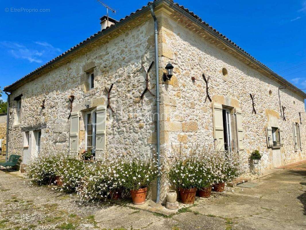 Maison à ASTAFFORT