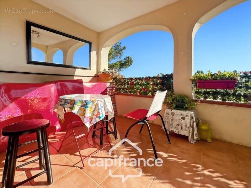 Appartement à MALLEMORT