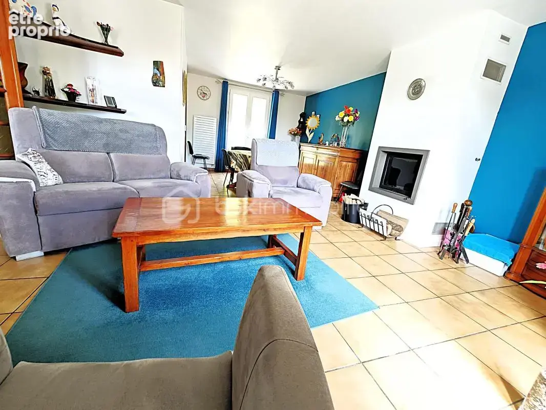 Maison familiale de 120,78 m² habitable sur sous sol de 81 m² edifier sur terrain clos de 1280 m² - photo 3