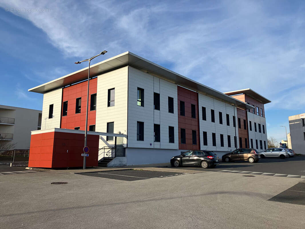 Commerce à SAINT-BENOIT