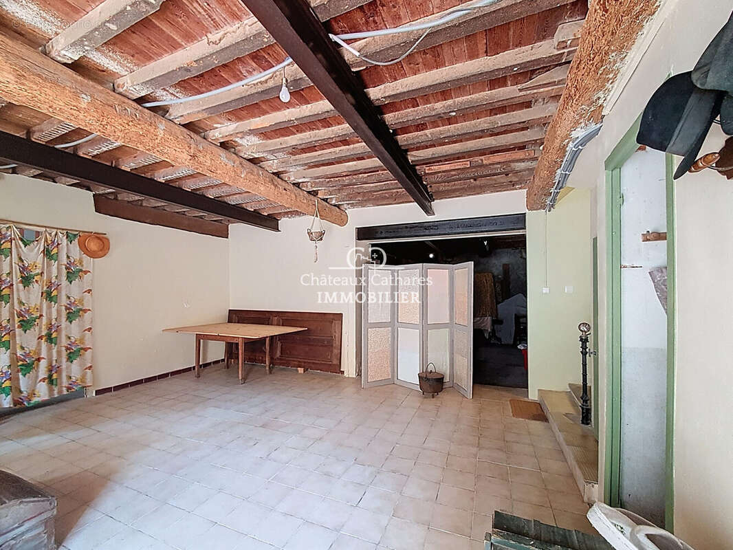 Maison 173 m² à Maury  - photo 5