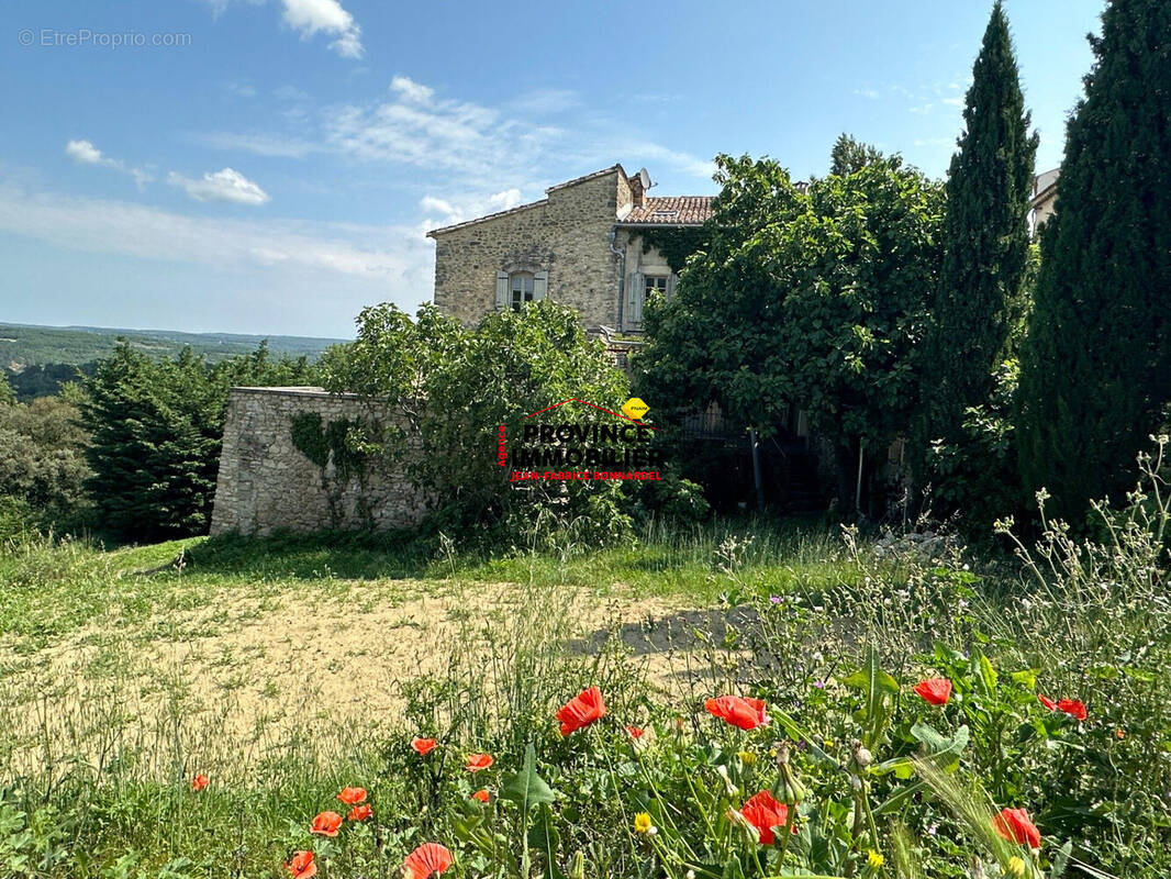 Maison à CHANTEMERLE-LES-GRIGNAN