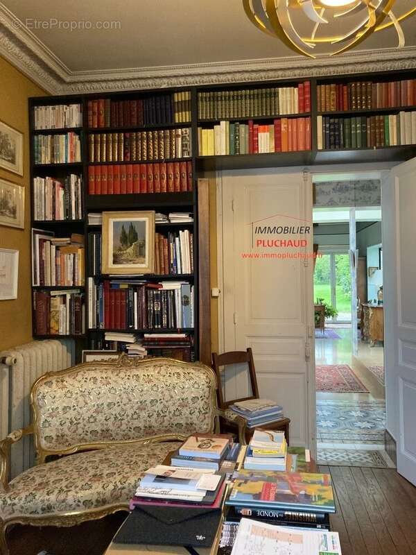 Maison à PARAY-LE-MONIAL