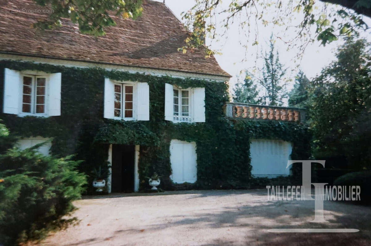 Maison à CHERVEIX-CUBAS