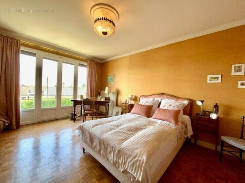 Appartement à SAVIGNY-SUR-ORGE