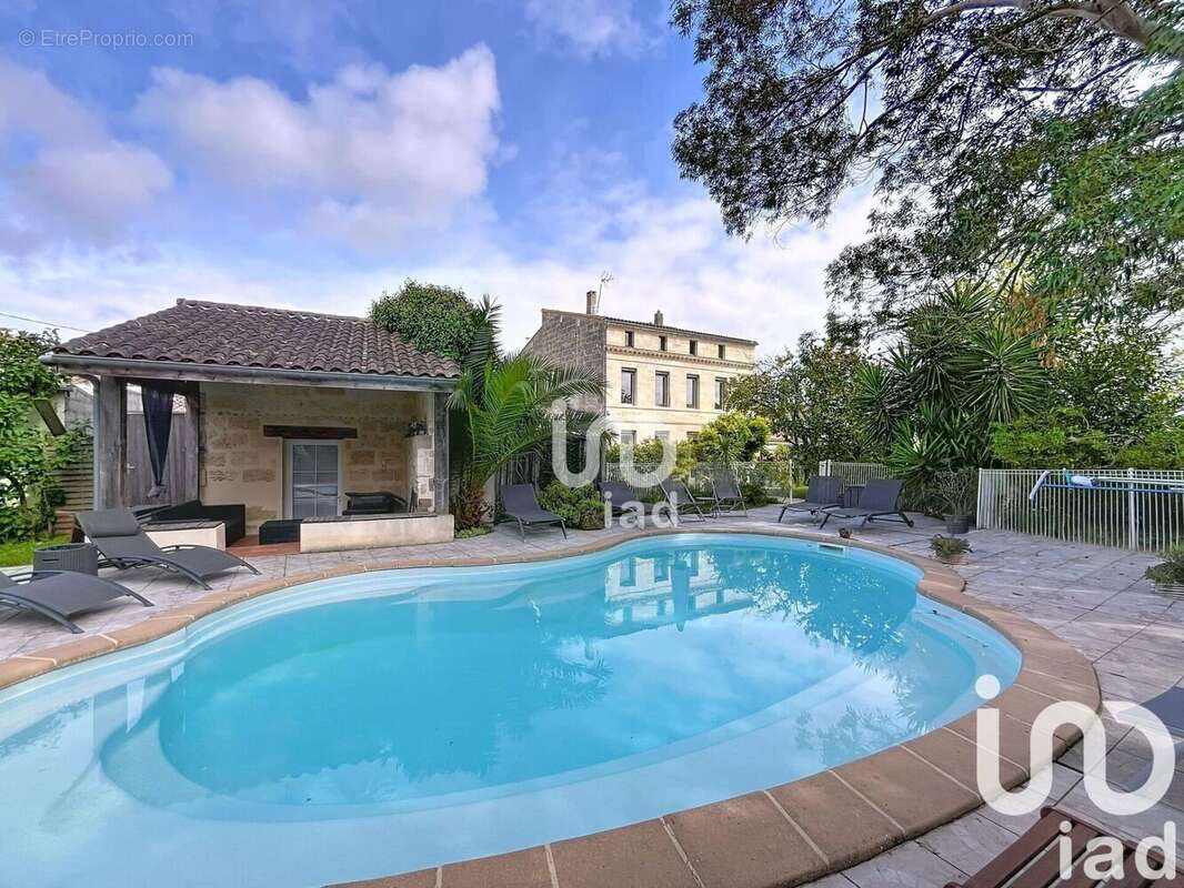 Maison 432 m² à Pauillac  - photo 3