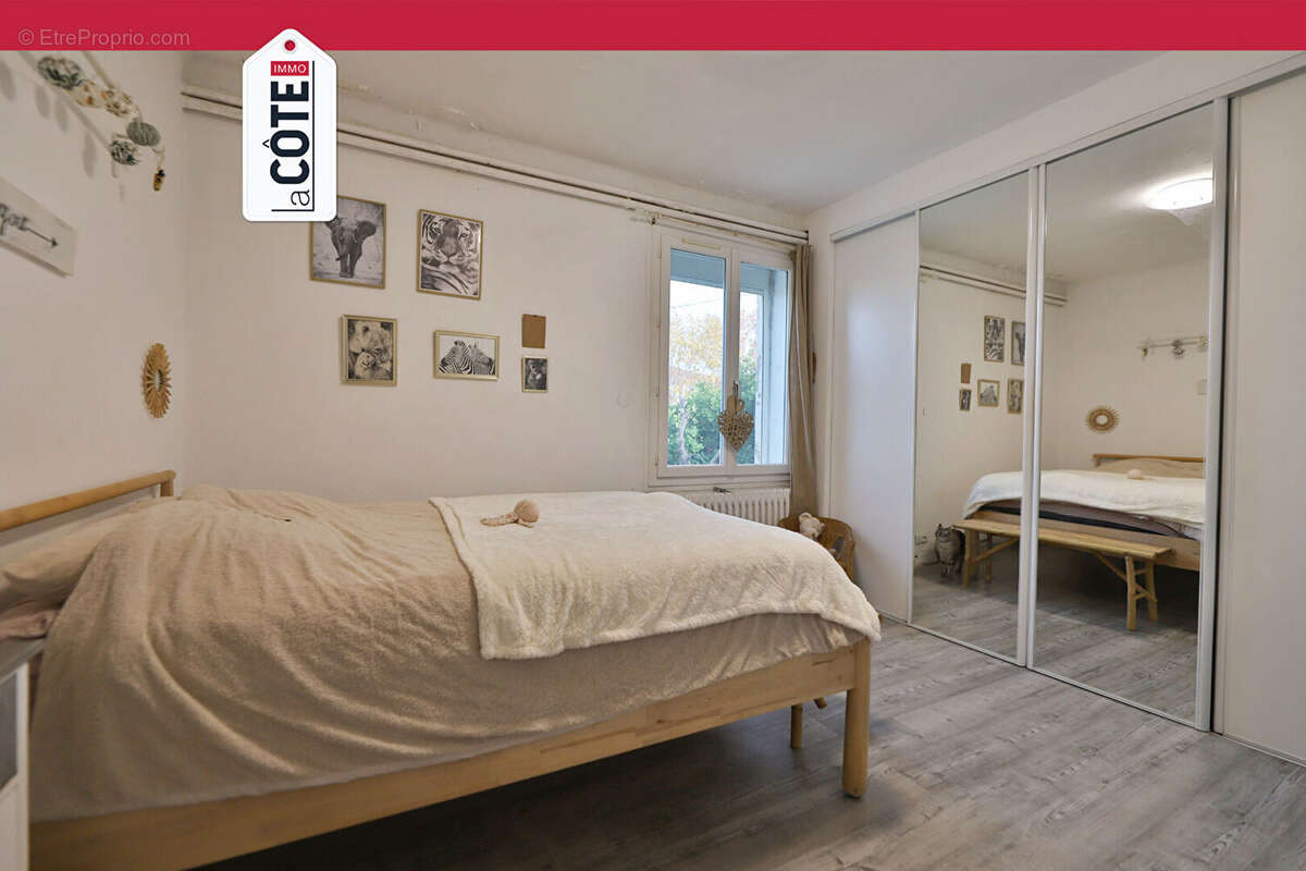 Maison à CHATEAUNEUF-LES-MARTIGUES