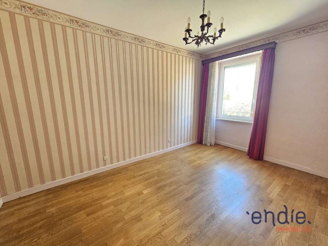 Appartement à VALDOIE