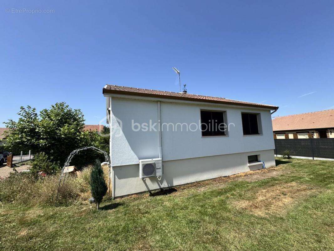 Maison à NASSANDRES