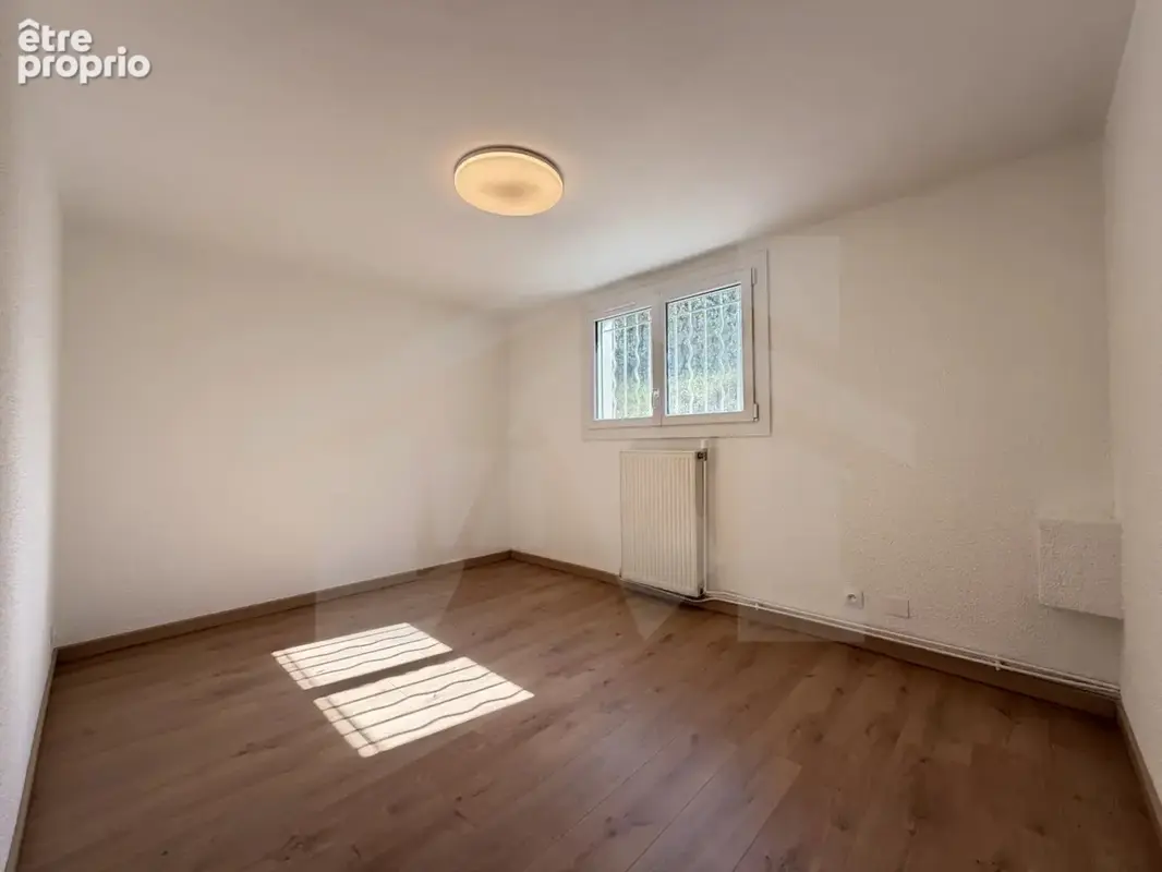 Maison de 120m2 de plein pieds avec jardin - photo 11