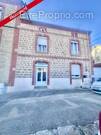 Maison à LE CHAMBON-FEUGEROLLES