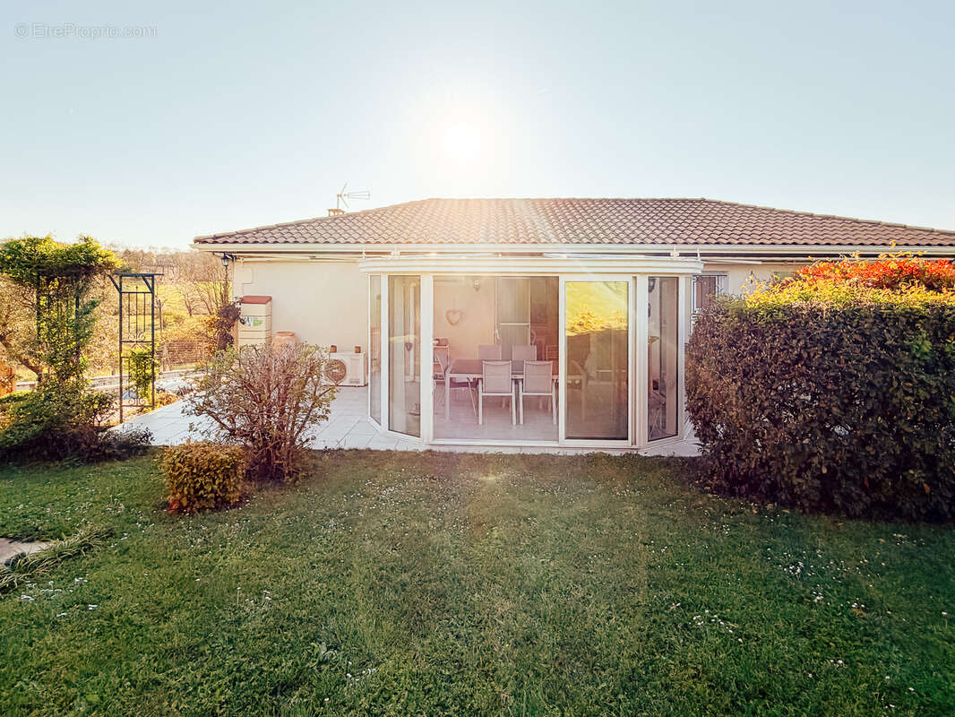 Maison à SAINT-AMANT-DE-BOIXE