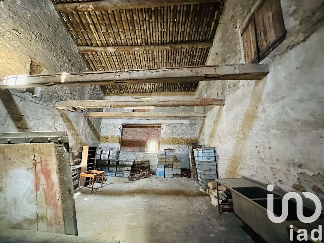 Photo 2 - Parking à PORTEL-DES-CORBIERES