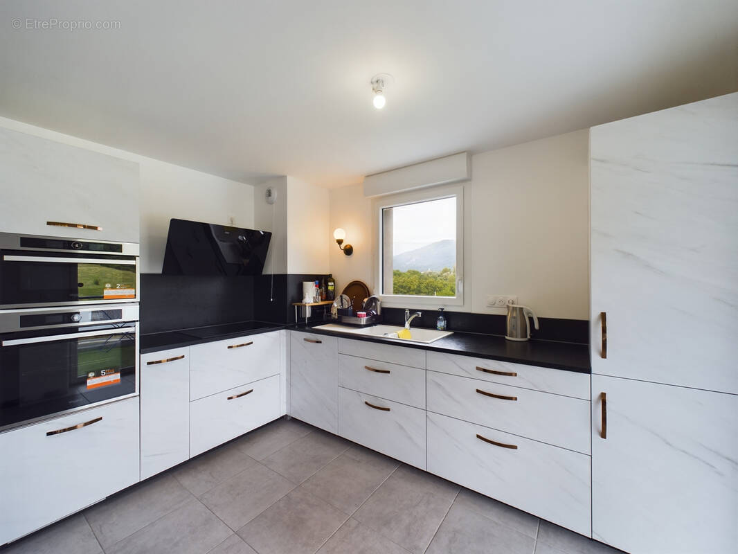 Appartement à LA RAVOIRE