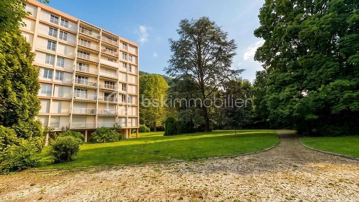 Saint-martin-d'heres village 'le carina' t3 de 66 m² - photo 2