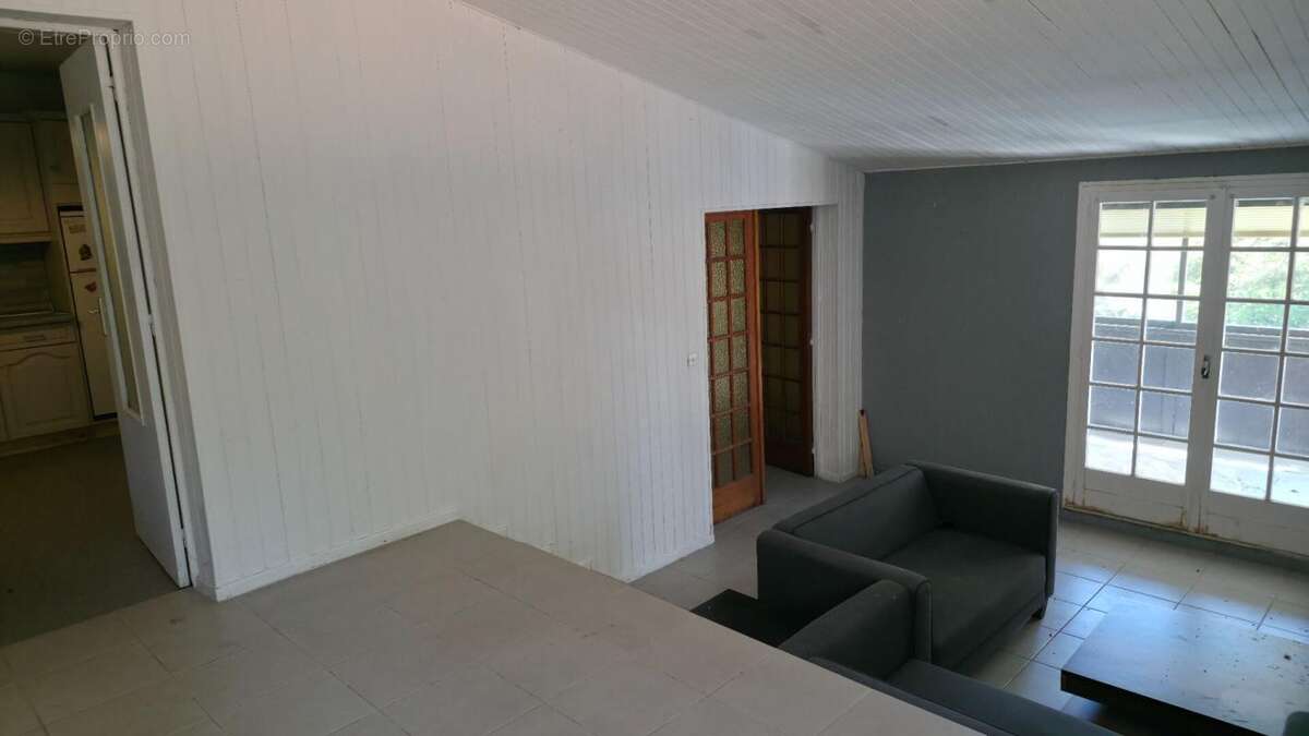 30400 villeneuve les avignon, villa de 163 m² avec 5 chambres sur 743 m² se terrain clos - photo 13