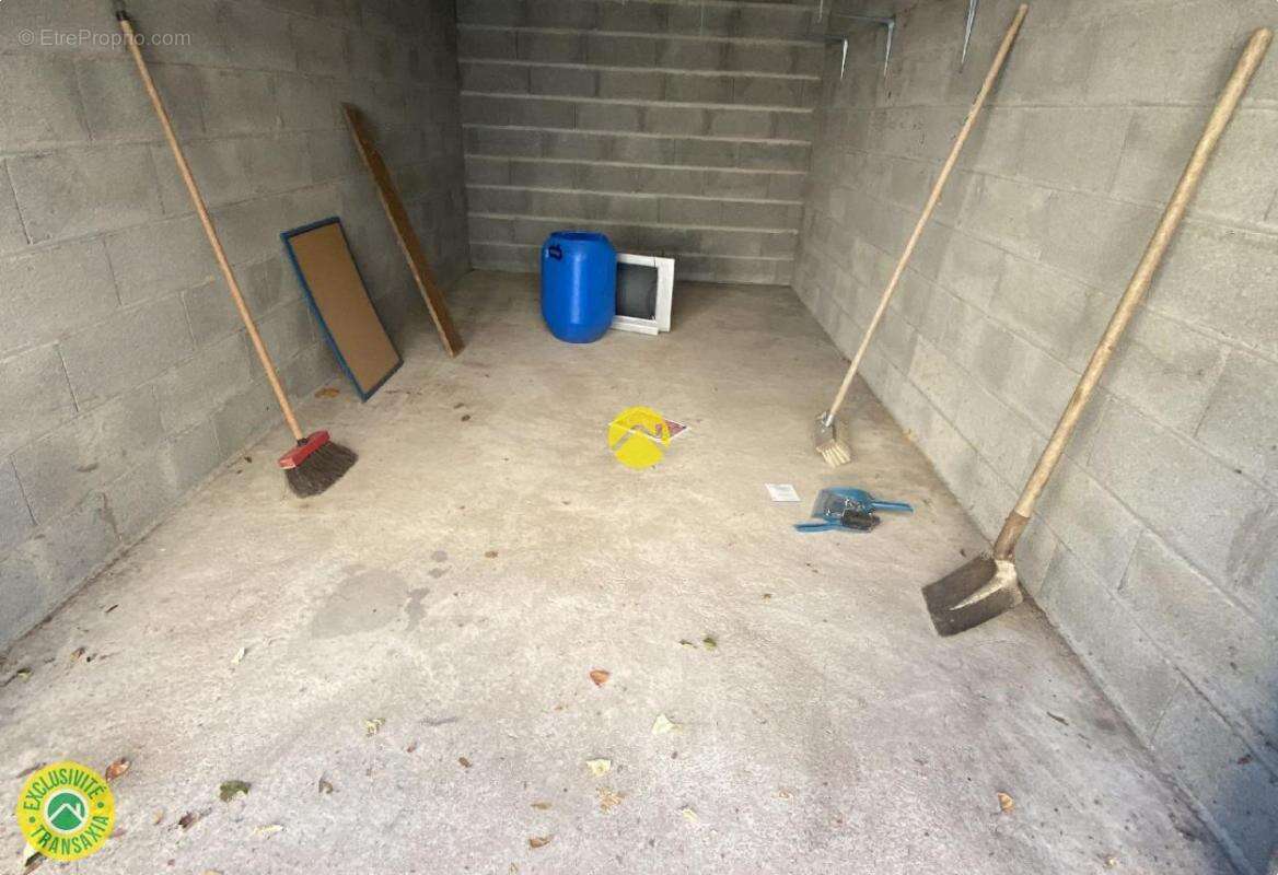 Appartement à COMMENTRY