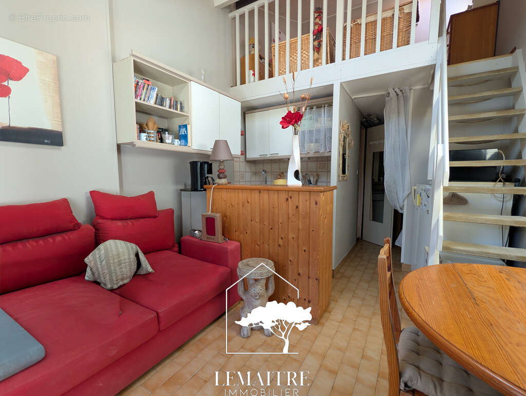 Maison à LES MATHES
