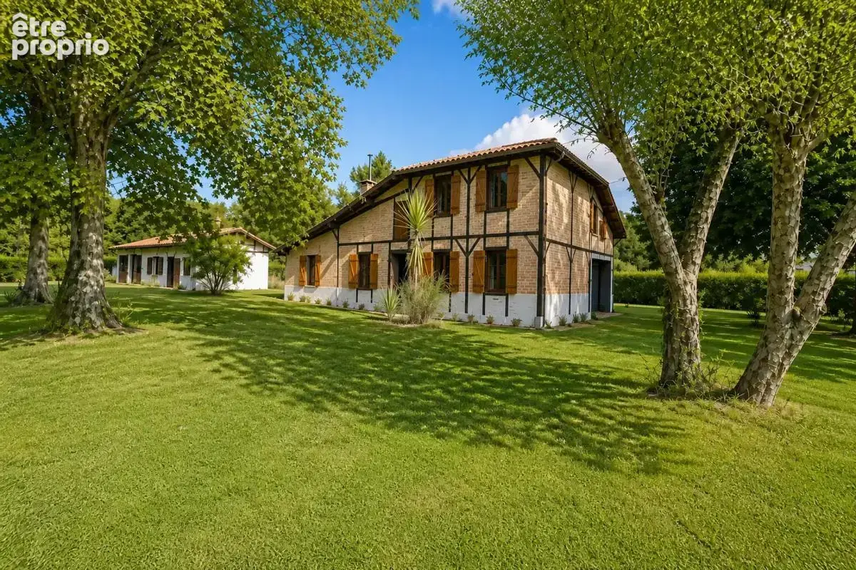 Maison de 6 pièces de 140 m² à Sore - photo 3
