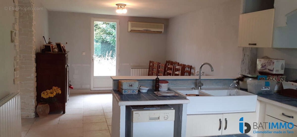 Maison 143 m² à Labastide-Rouairoux  - photo 5