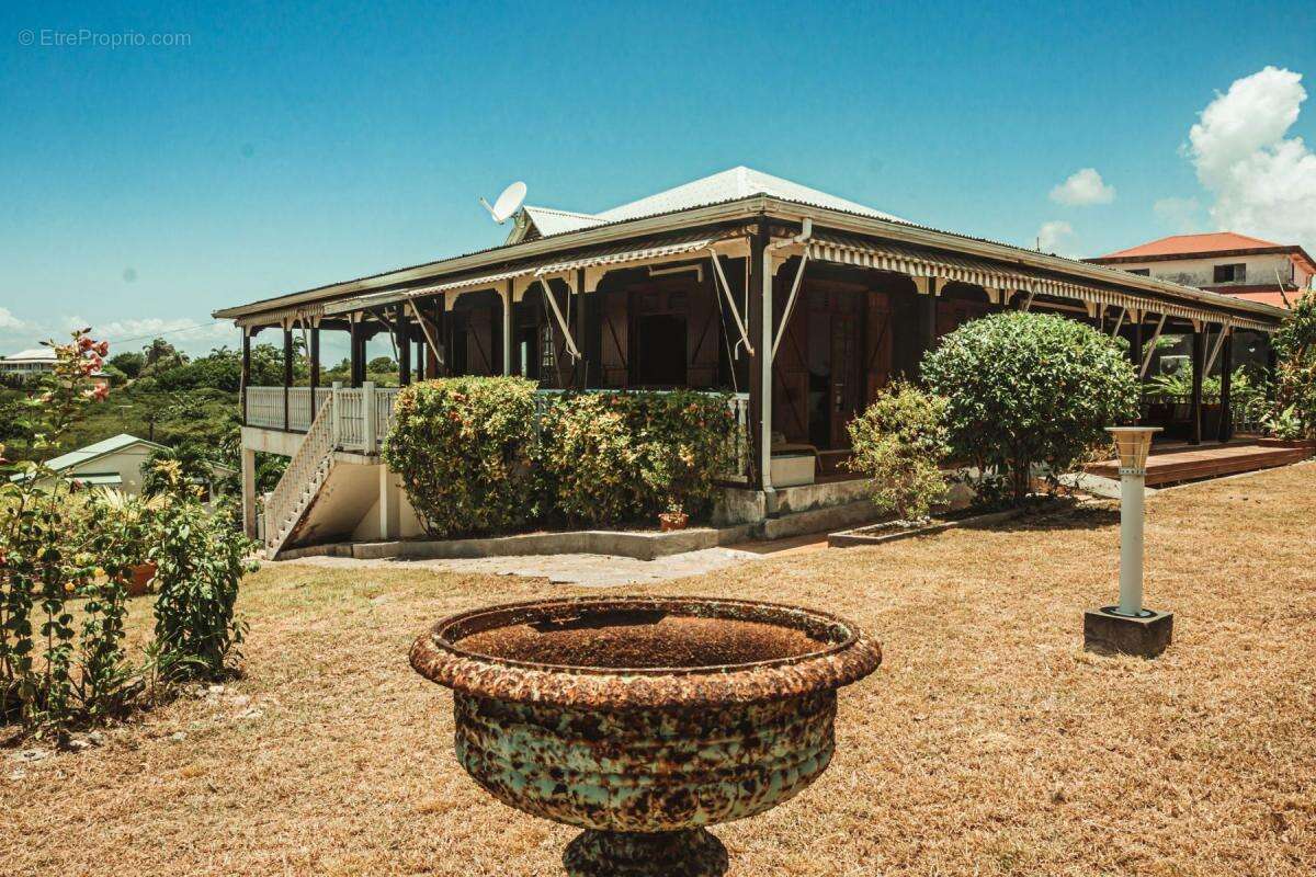 Maison à SAINT-FRANCOIS