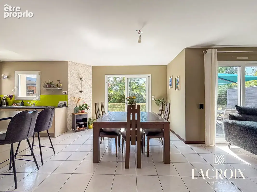 A VENDRE - Maison 7 pièces - QUÉVERT - photo 5