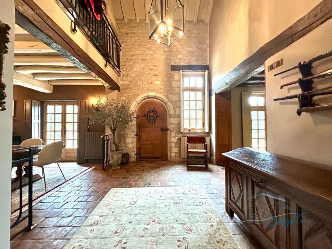 Maison à JANVILLE-SUR-JUINE