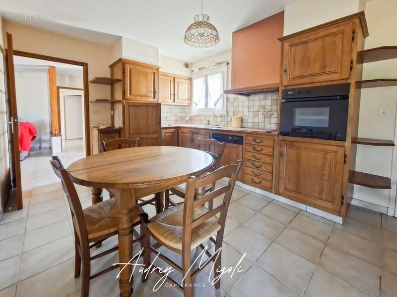 Maison de plain-pied de 90m², proche commerces, avec garage, terrain plat et clôturé - photo 6