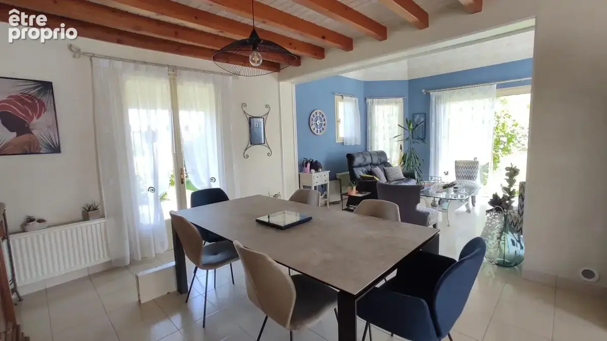 maison familiale avec hangar - photo 5