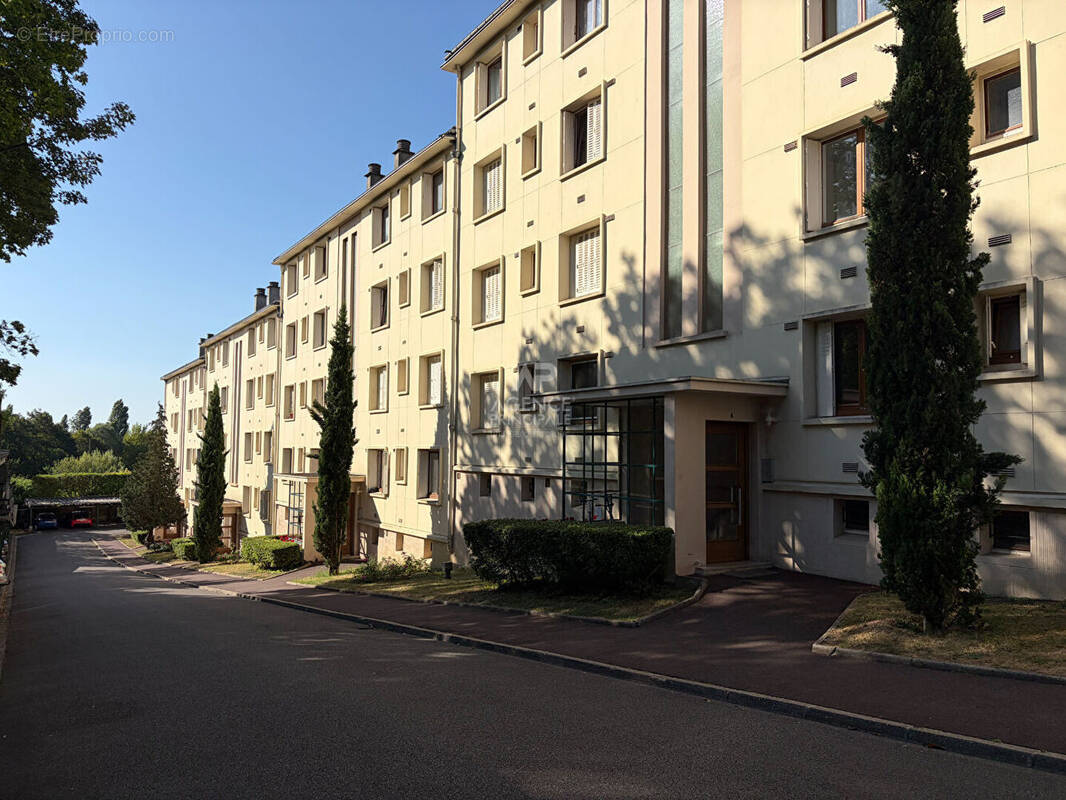 Appartement à MAISONS-LAFFITTE