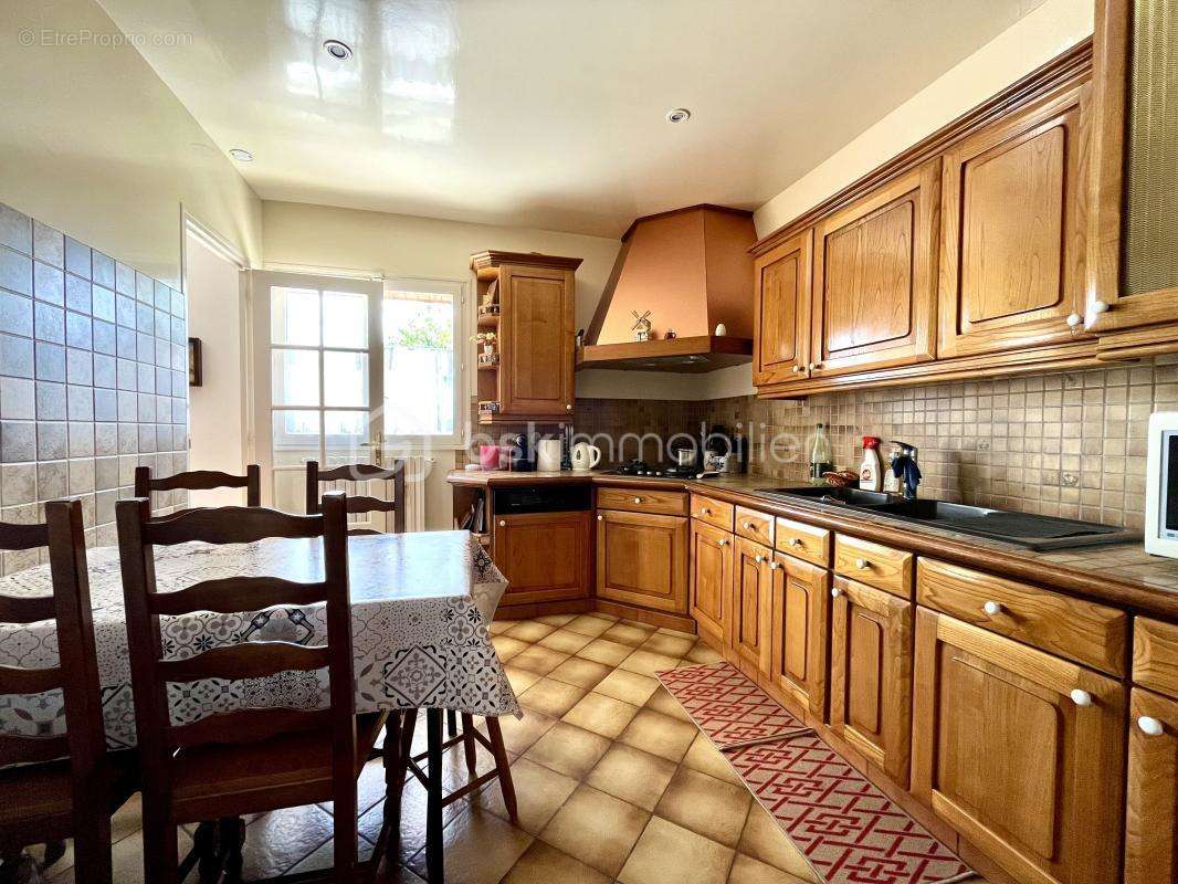 Maison à PONTAULT-COMBAULT