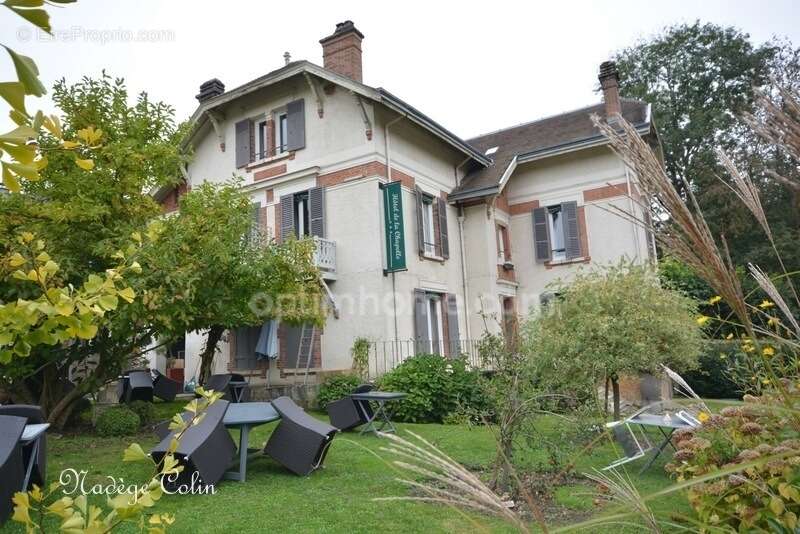 Maison à MILON-LA-CHAPELLE