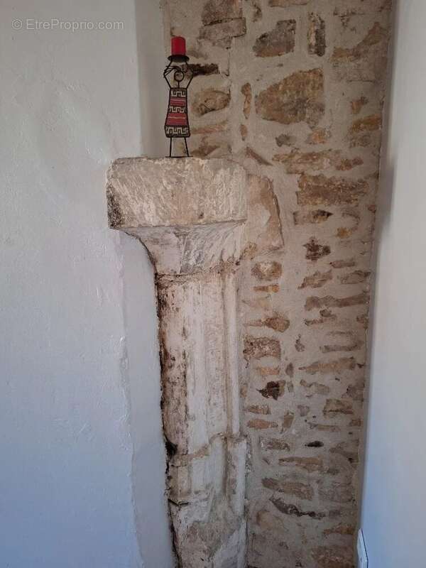 Maison à CHASSENEUIL-SUR-BONNIEURE