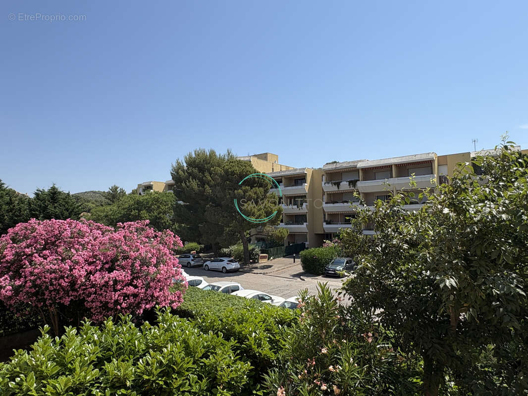 Appartement à CARRY-LE-ROUET