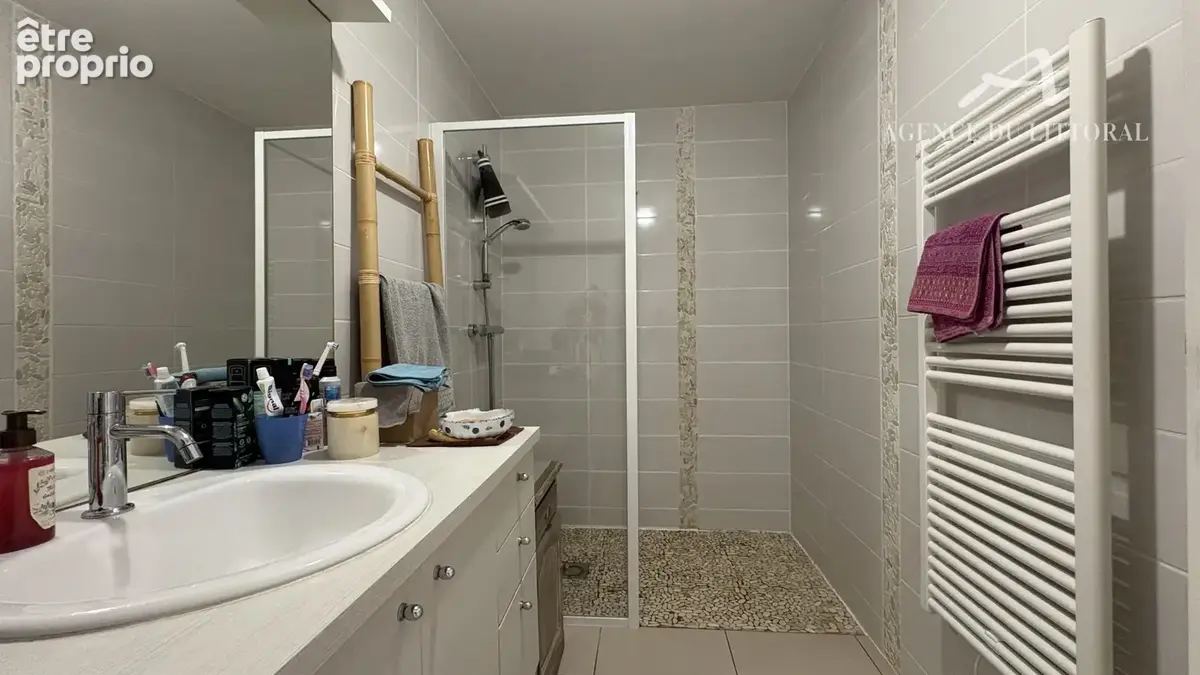 Appartement 3 pièces de 70 m2 Andernos-les-Bains centre ville - photo 9