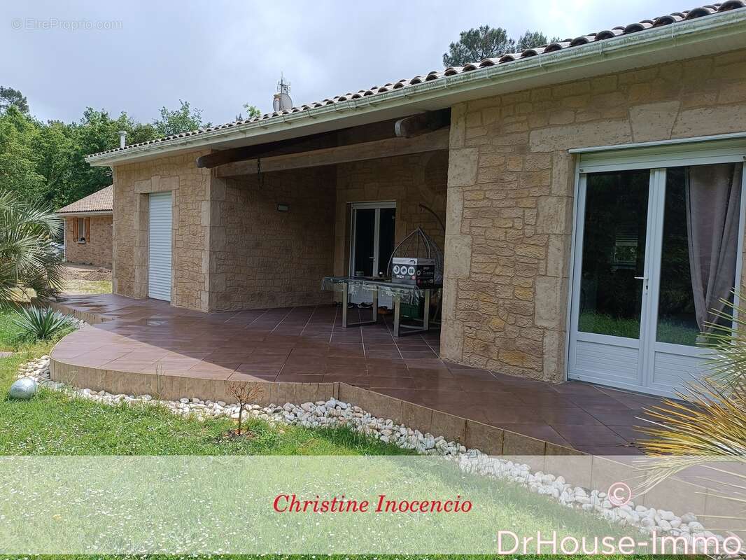 Maison 169 m² à Reignac  - photo 3