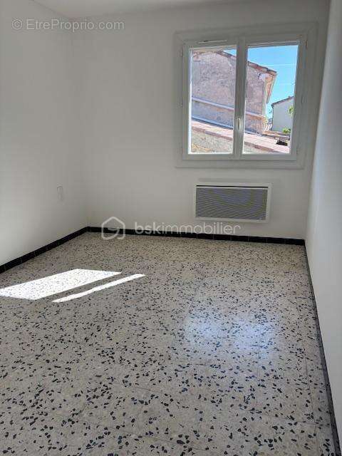 Appartement à SAINT-CHRISTOL-LES-ALES
