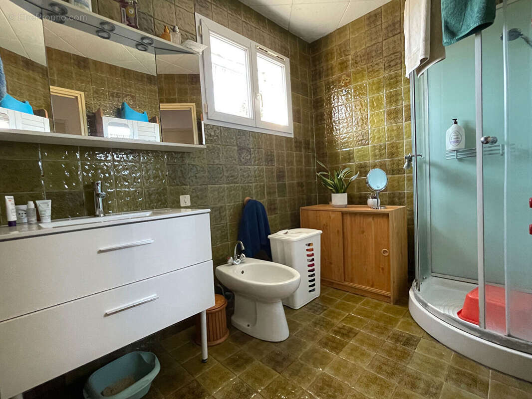 Maison à LA BREE-LES-BAINS