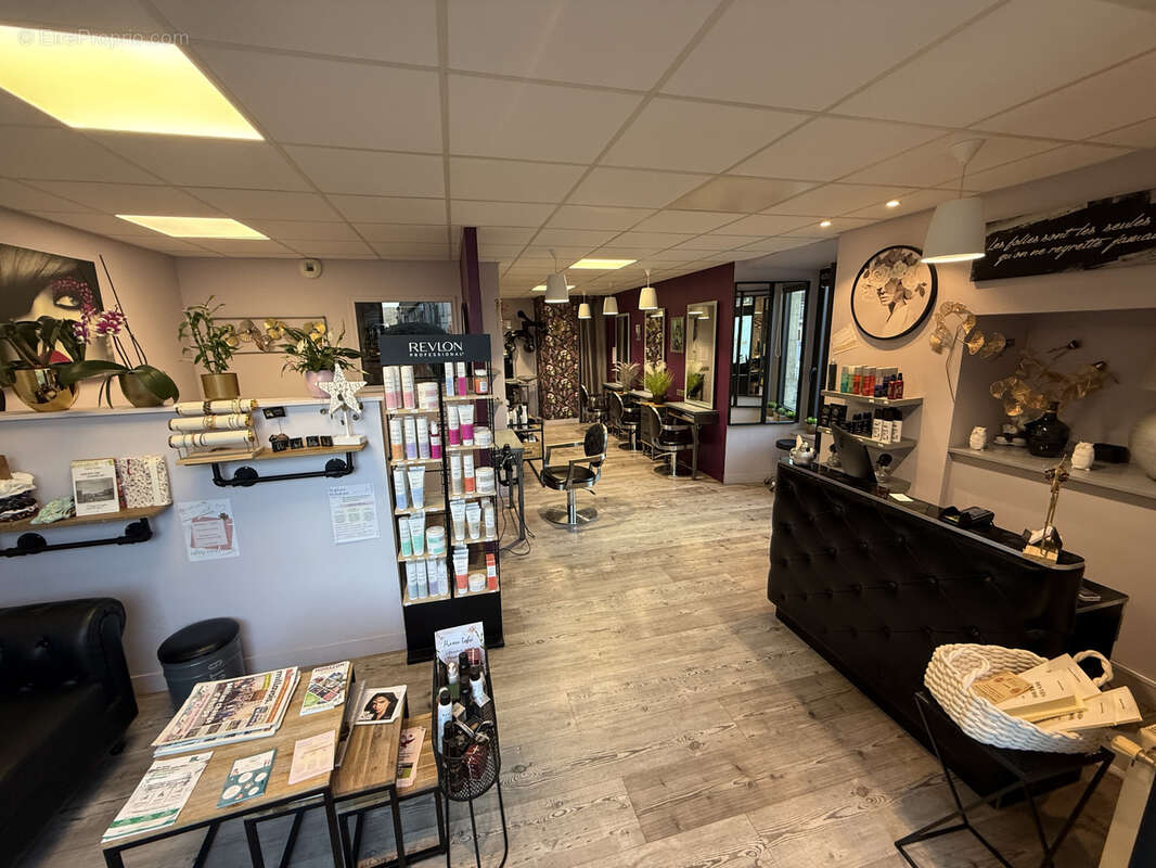 Maison à SAINT-GEORGES-DE-LUZENCON