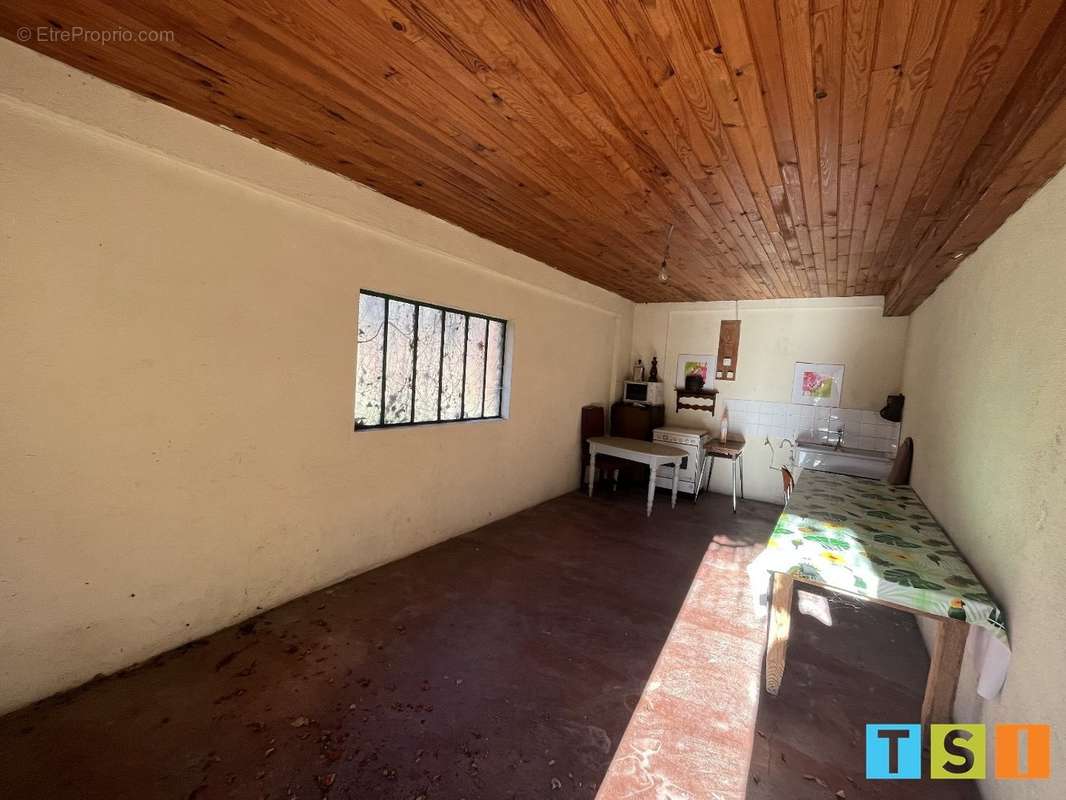 Maison à SALLES-ET-PRATVIEL