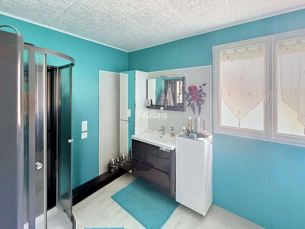 Maison 108 m² à Quettreville-Sur-Sienne  - photo 7