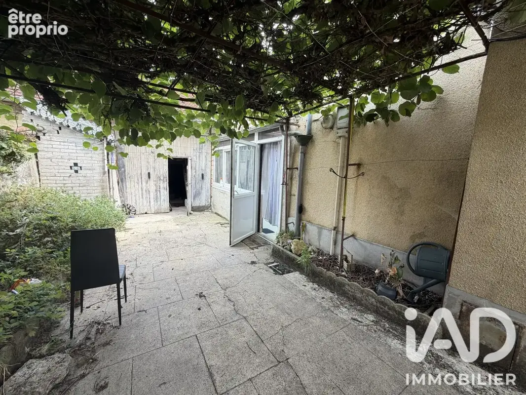 Photo 1 - Maison à DOULEVANT-LE-CHATEAU