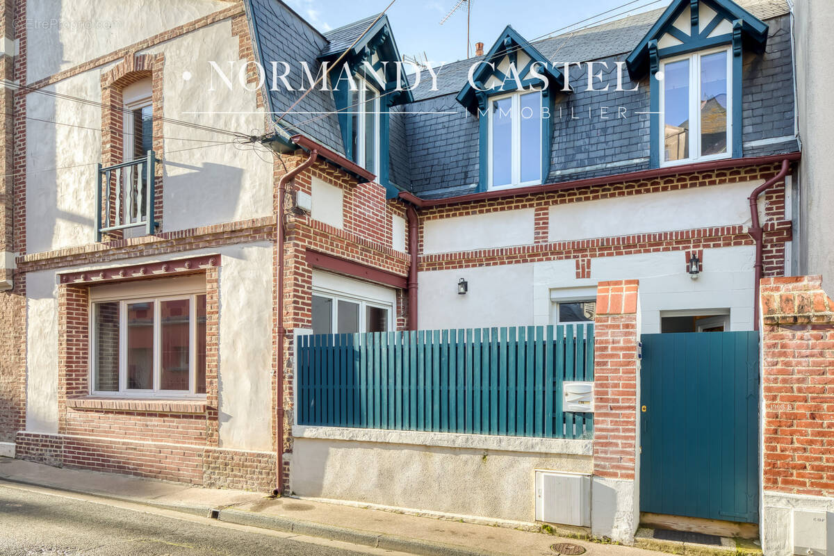Maison à TROUVILLE-SUR-MER